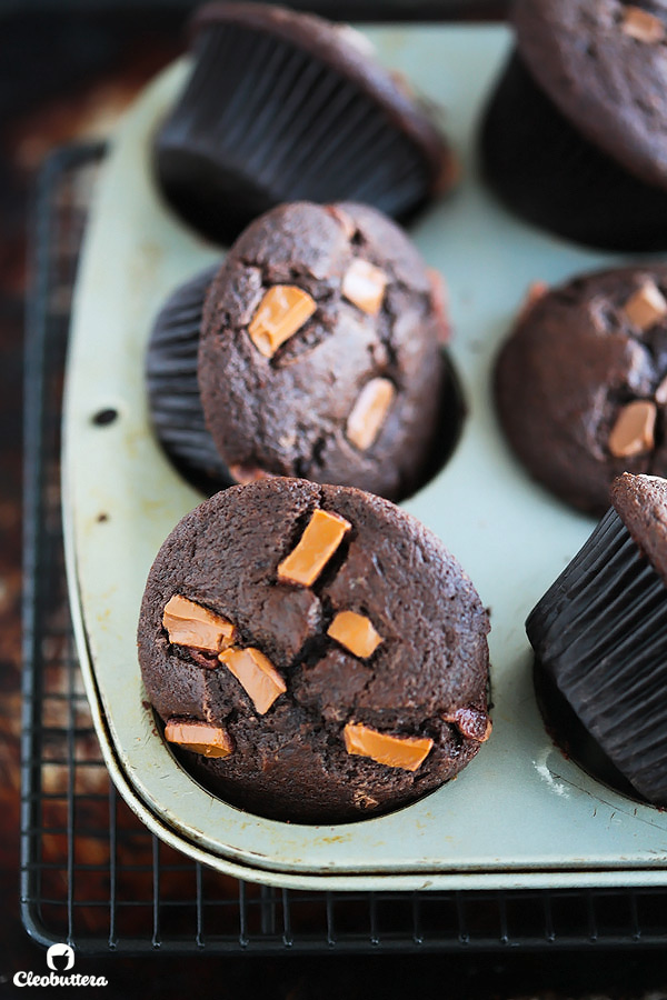 Galaxy Chunk Chocolate Muffins {Perfectly moist and tender with swirls of Galaxy chocolate bar in every bite...BEST EVER DOUBLE CHOCOLATE MUFFIN!}