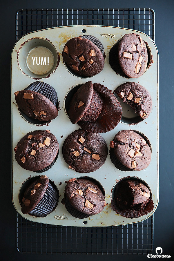 Galaxy Chunk Chocolate Muffins {Perfectly moist and tender with swirls of Galaxy chocolate bar in every bite...BEST EVER DOUBLE CHOCOLATE MUFFIN!}