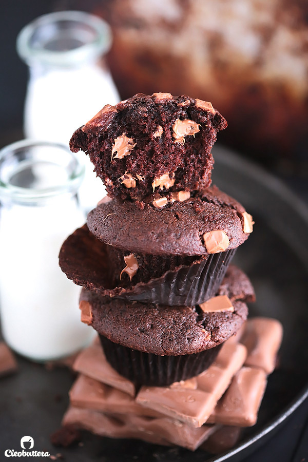 Galaxy Chunk Chocolate Muffins {Perfectly moist and tender with swirls of Galaxy chocolate bar in every bite...BEST EVER DOUBLE CHOCOLATE MUFFIN!}