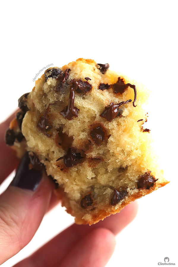 moist chocolate chip muffin recipe