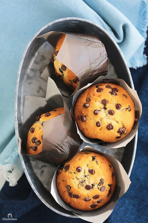 The BEST Chocolate Chip Muffins