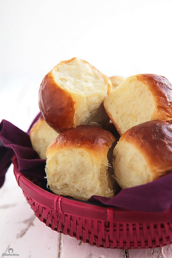 Ultra Fluffy Milk Bread Rolls | Cleobuttera