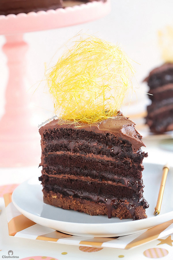 Chocolate cake with Nutella whipped cream filling and dark chocolate  ganache : r/BakingNoobs