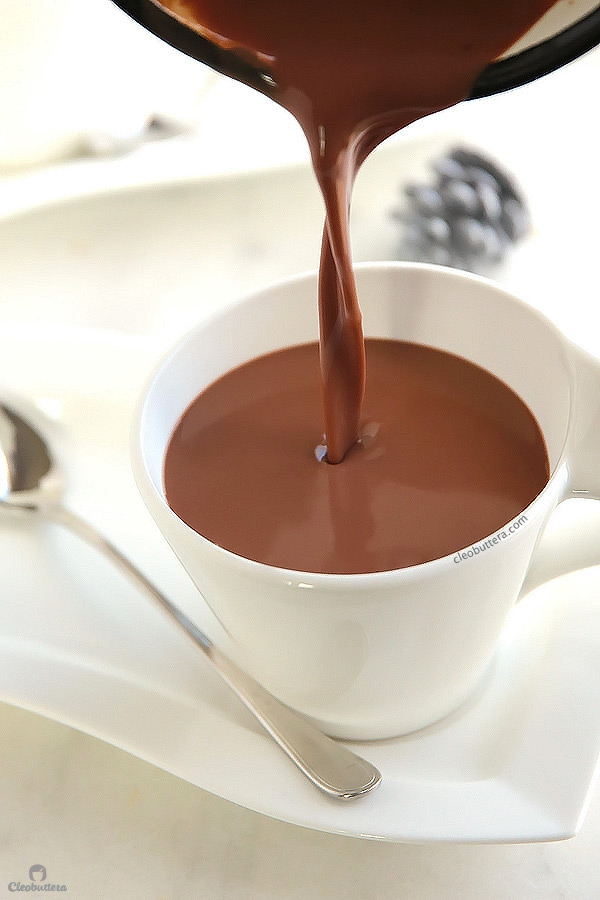 This is as close as you could get to drinking NUTELLA in liquid form. Dreamy!