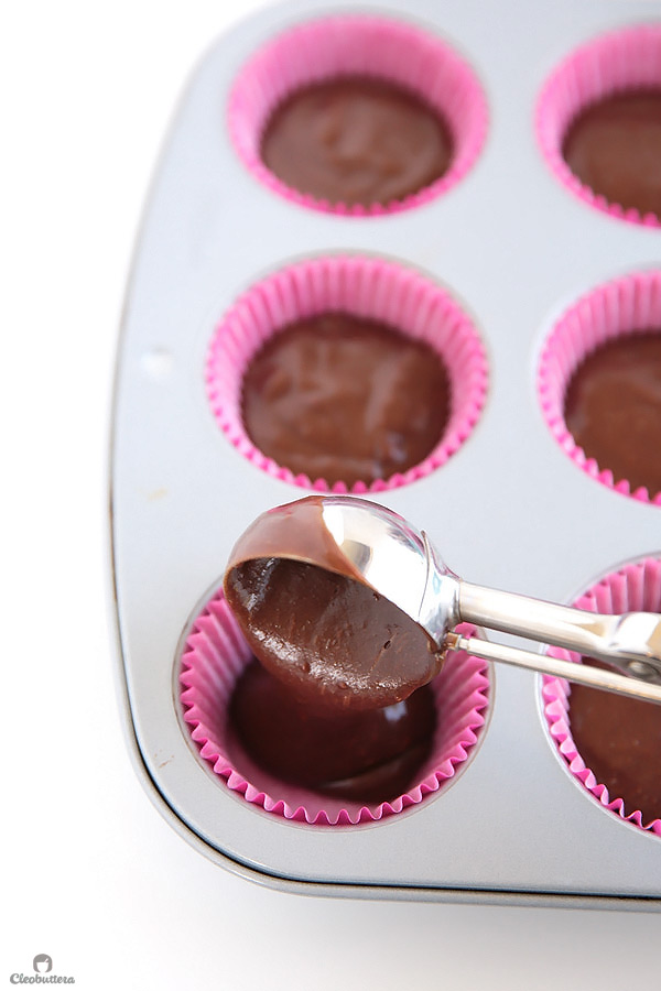 Light and fluffy, moist chocolate cupcake topped with a cloud-like Italian meringue chocolate buttercream and dipped in French chocolate sprinkles. The whole experience is like biting into a chocolate cloud. (Inspired by Kara’s Cupcakes famous Chocolate Velvet Cupcake)