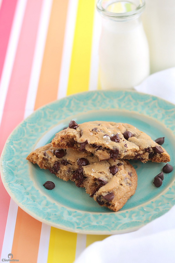 Recipe for 1 giant thick and chewy chocolate chip cookie! Perfect for those moments when all you need is a cookie, but too lazy to make an entire batch. (Can also make 2 regular sized cookie or mini skillet cookies a la mode!)