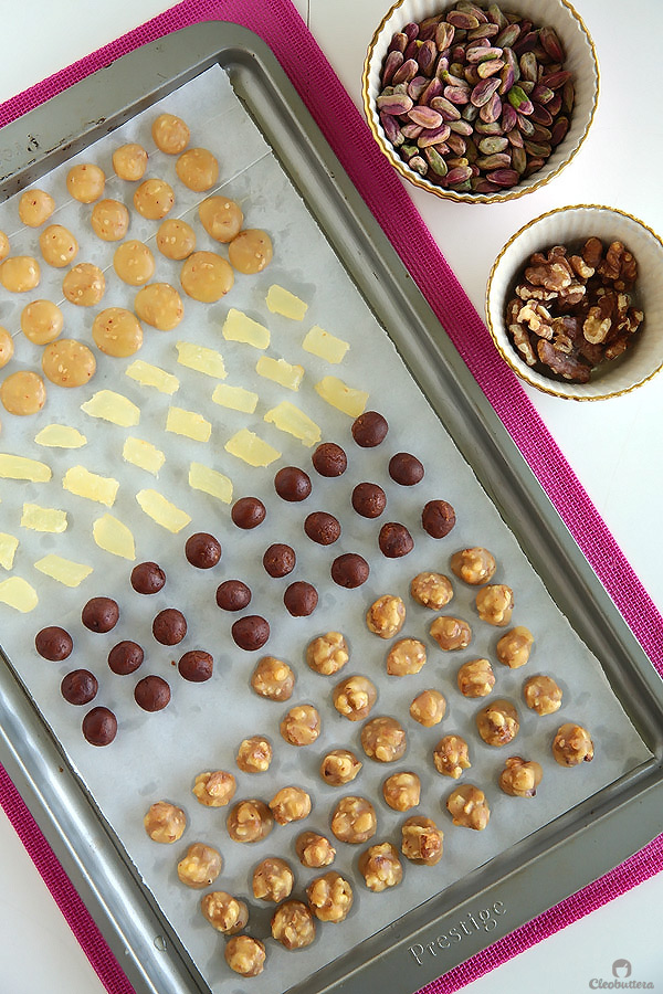 An AMAZING recipe for traditional Eid (post Ramadan Feast) cookies! These have a fabulously delicate texture that dissolves in the mouth. Filling variations included!