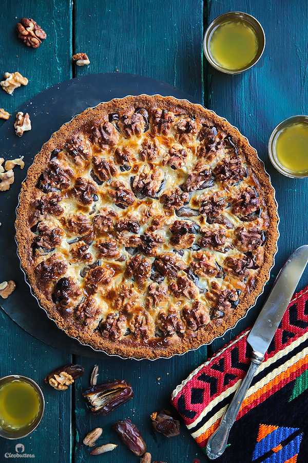 This tart could not be easier or more delicious! Cinnamon spiced digestive biscuit crust, layered with soft dates, walnuts and caramelized condensed milk. Heavenly!