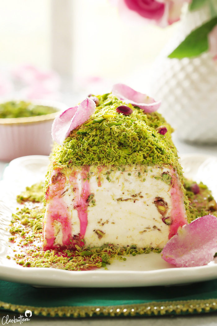 Featured image of post Simple Way to How To Make Pistachio Ice Cream Cake