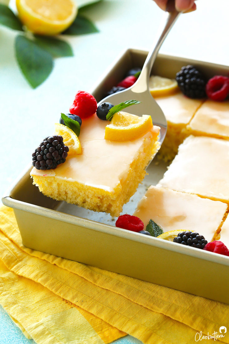 Lemon flavoured Happy Birthday Sponge cake with yellow decorative icing  Stock Photo - Alamy